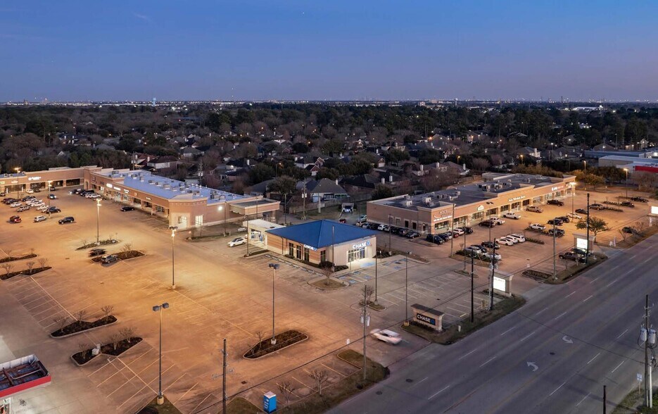 More Photos Of 12120-12234 Jones Rd, Houston Unknown For Lease