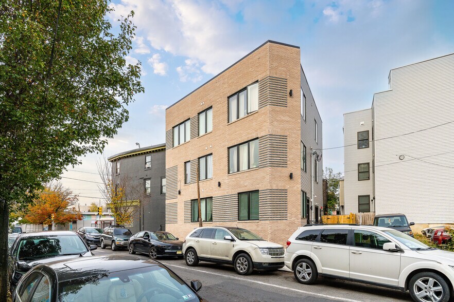 More Photos Of 2301 Frankford Ave, Philadelphia Apartments For Sale