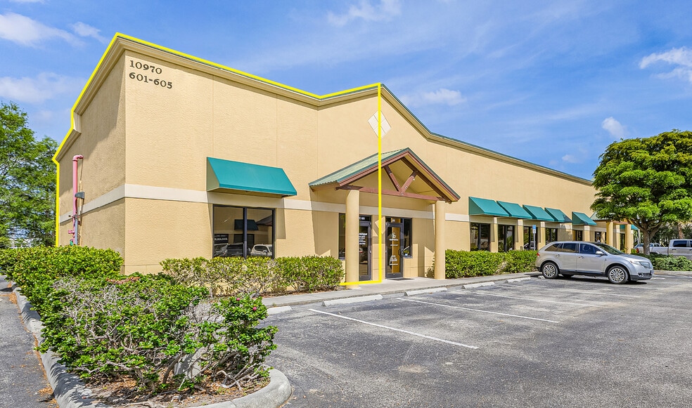 Primary Photo Of 10970 S Cleveland Ave, Fort Myers Office For Lease