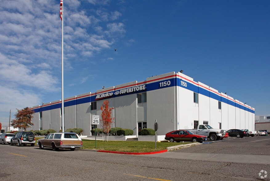 More Photos Of 1150 Matley Ln, Reno Flex For Lease