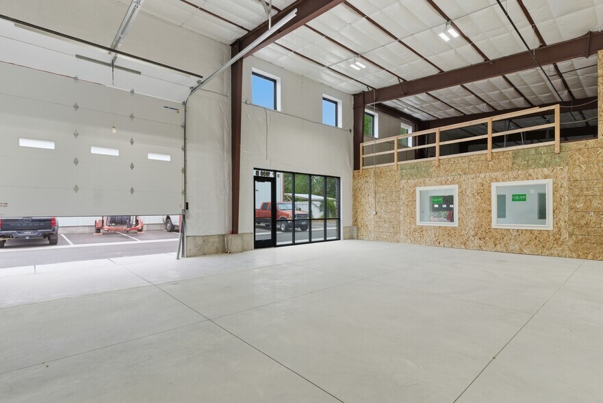 More Photos Of 1938 W 3350 S, Roy Manufacturing For Lease