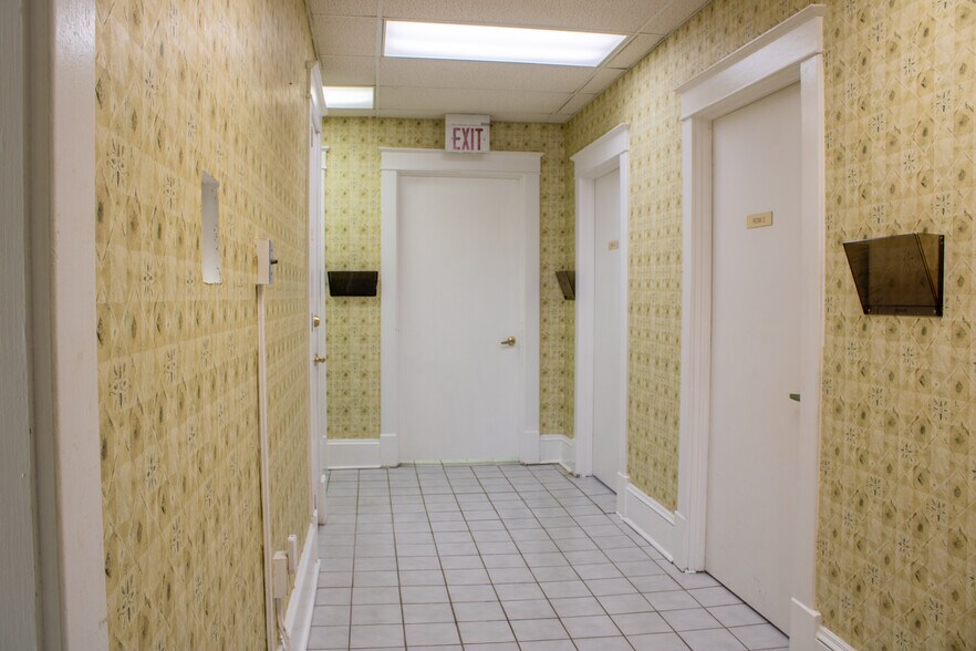 More Photos Of 611 Carthage St, Sanford Medical For Lease