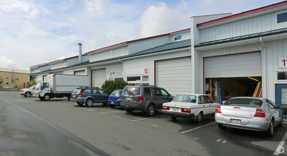 More Photos Of 2075 W Henry Ave, Sidney Service For Lease