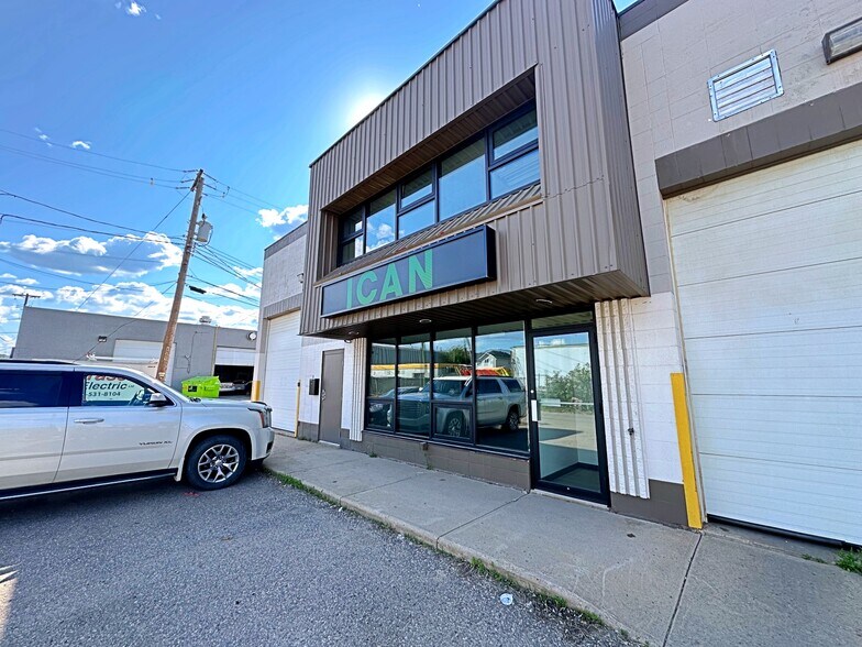 More Photos Of 8109 Fraser Av, Fort McMurray Service For Lease