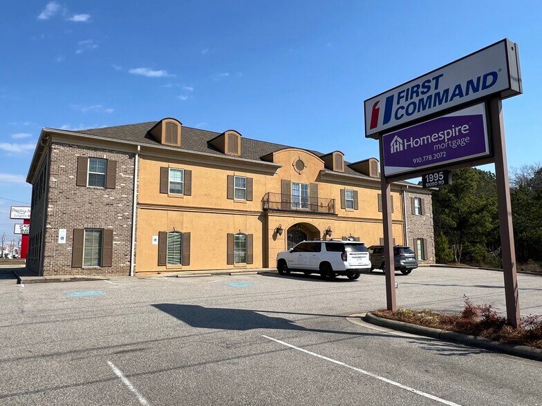 More Photos Of 1995 Skibo Rd, Fayetteville Office For Lease