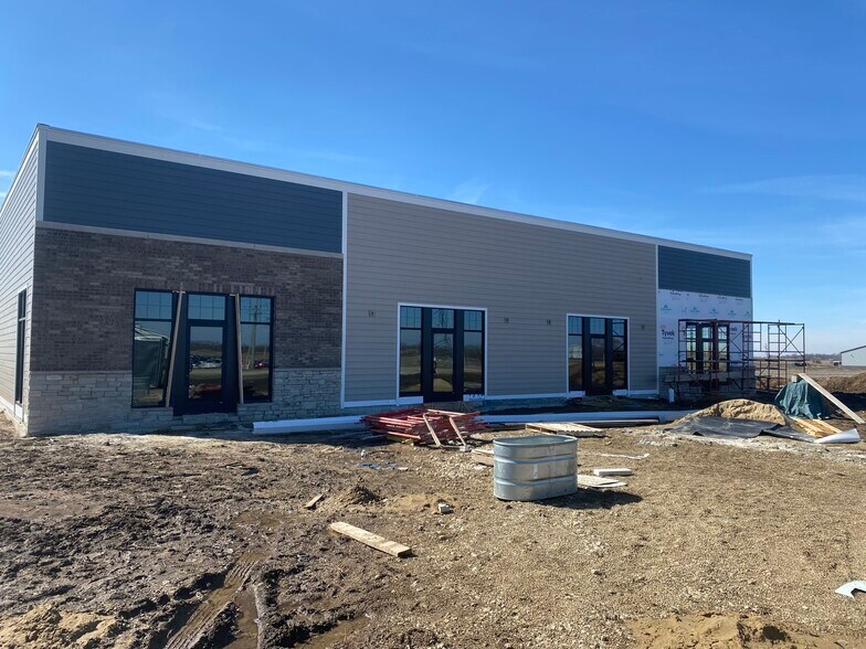 More Photos Of Route 51 @ Route 136, Heyworth Land For Sale