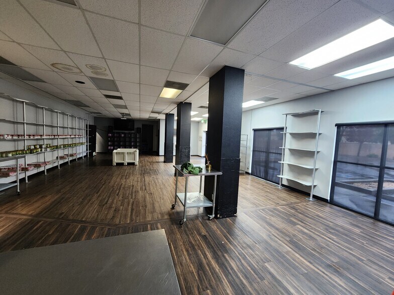 More Photos Of 1146 E Monte Vista Ave, Vacaville General Retail For Sale