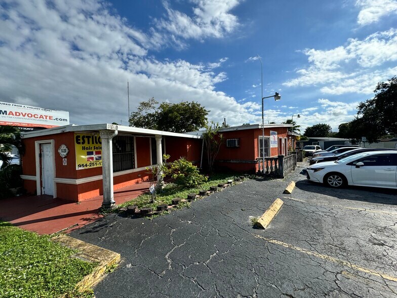 More Photos Of 5720 W Hallandale Beach Blvd, West Park Freestanding For Sale