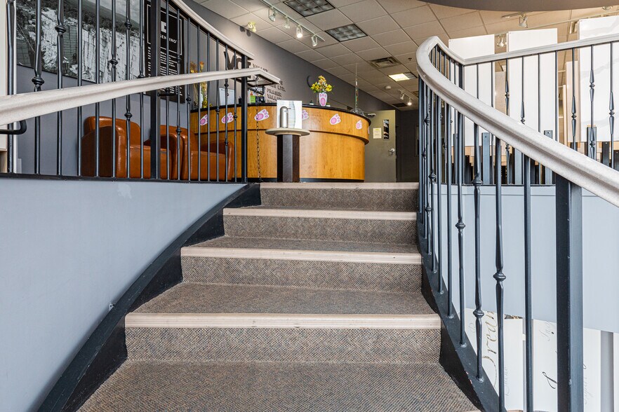 More Photos Of 30781 Simpson Rd, Abbotsford Warehouse For Lease