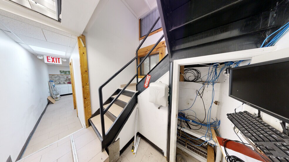 More Photos Of 77-20 74th St, Ridgewood Office For Sale