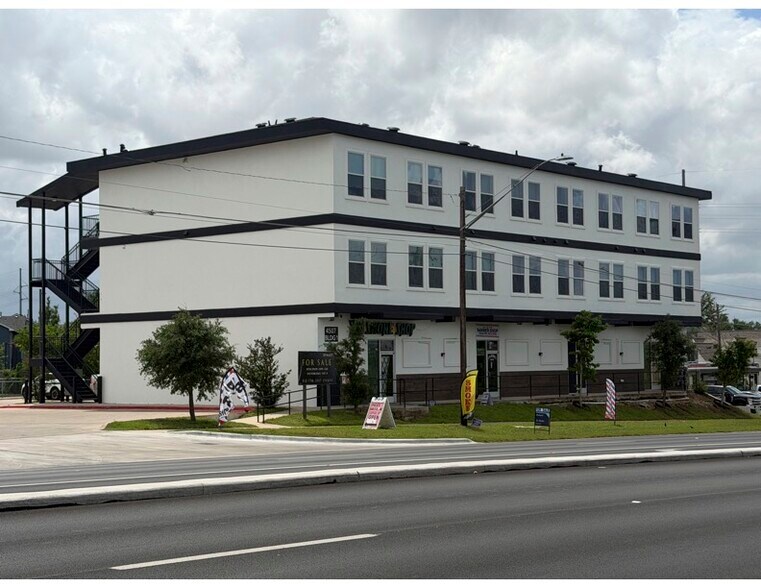 More Photos Of 4507 E Martin Luther King Jr Blvd, Austin Apartments For Sale