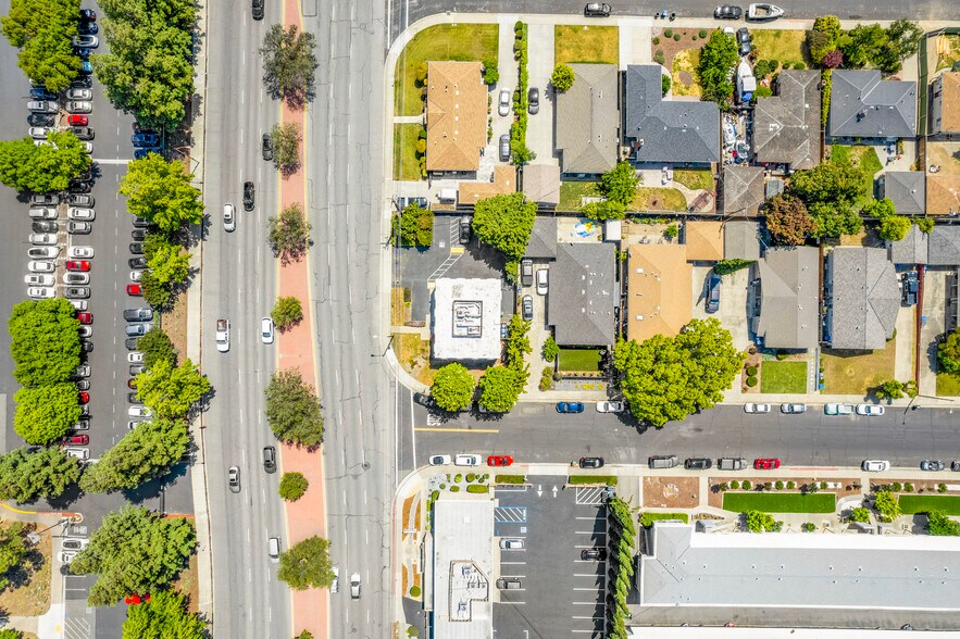 More Photos Of 1136 E Hamilton Ave, Campbell Loft Creative Space For Sale