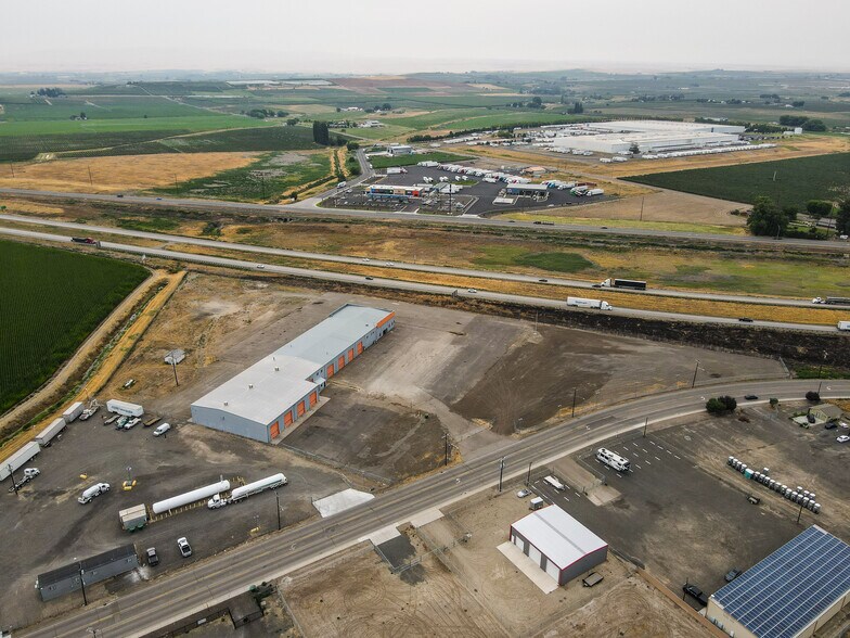More Photos Of 501 Stover Rd, Grandview Industrial For Sale