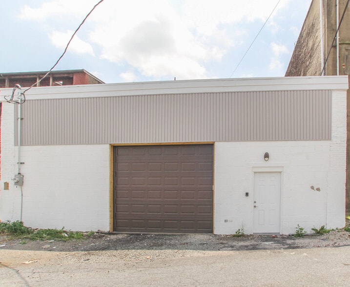 Primary Photo Of 813-815 E 4th St, Bethlehem Flex For Lease