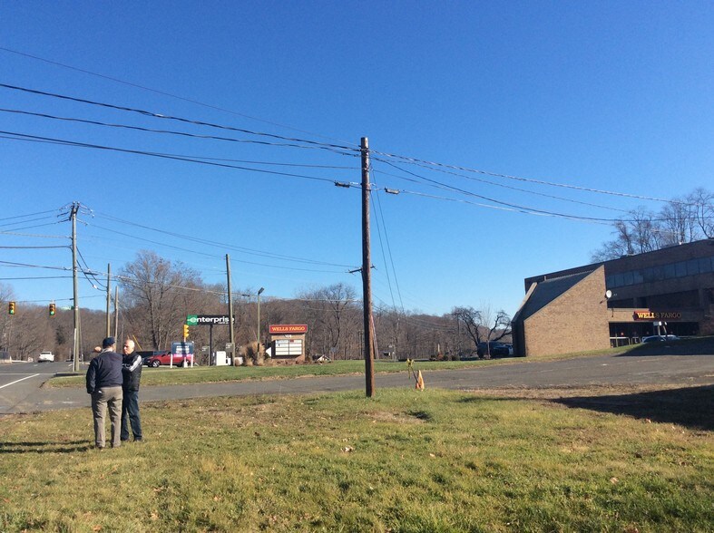 More Photos Of 110 Mill Plain Rd, Danbury Land For Lease