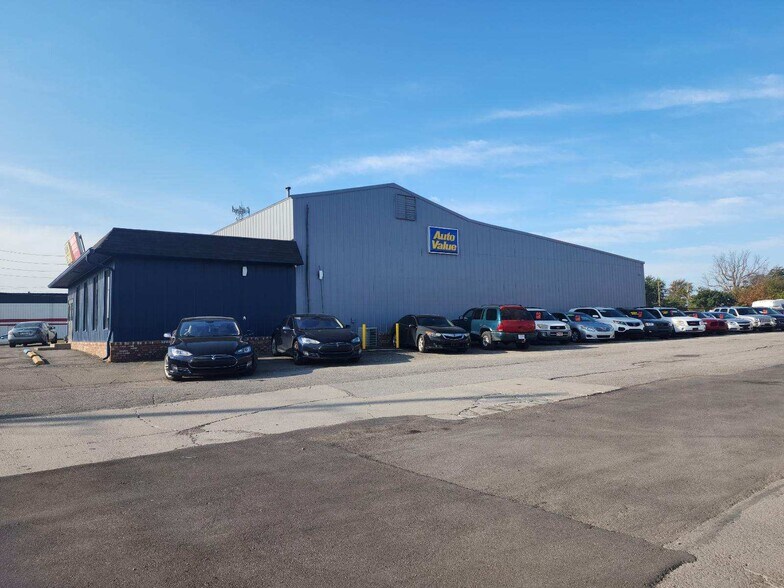 More Photos Of 3402 N Shadeland Ave, Indianapolis Auto Repair For Sale