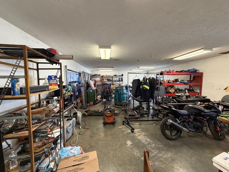 More Photos Of 419 Hamilton Crossing Rd NW, Cartersville Industrial For Sale