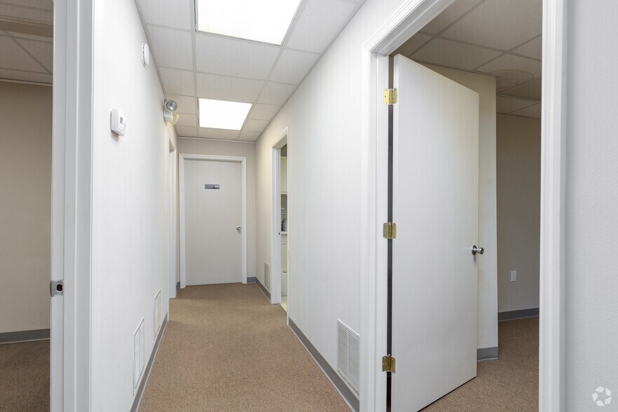 More Photos Of 500 N Washington Ave, Titusville Medical For Sale