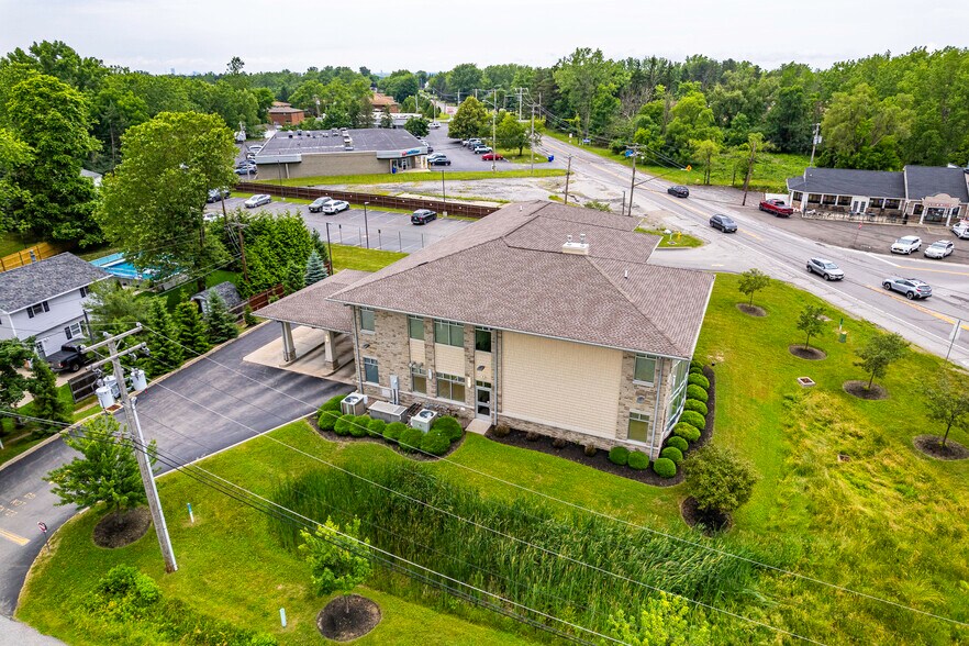 More Photos Of 3020 Orchard Park Rd, Buffalo Office For Sale