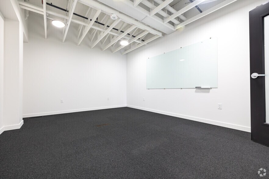 More Photos Of 4376 Forestdale Dr, Park City Research And Development For Sale