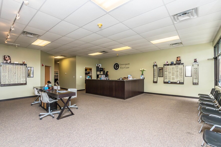 More Photos Of 5323-5345 Hendron Rd, Groveport Medical For Lease