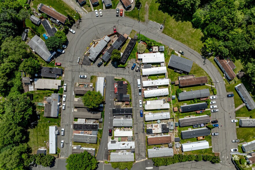 More Photos Of 350 Route 46, Rockaway Storefront For Lease