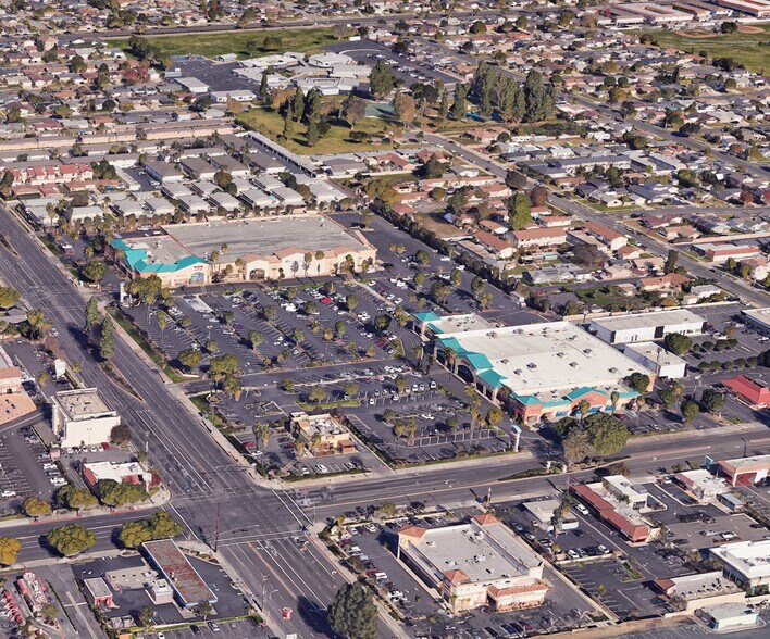 Primary Photo Of 6011 Lincoln Ave, Buena Park General Retail For Lease