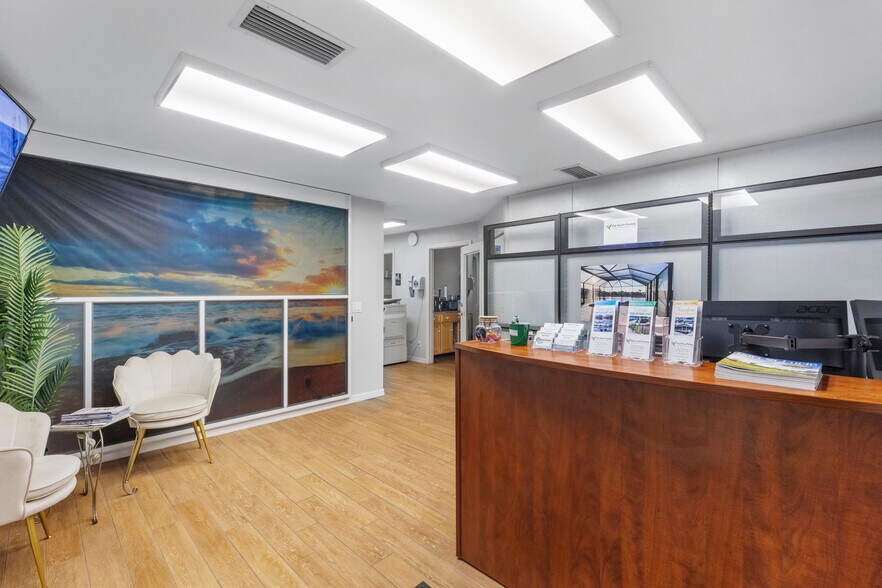 More Photos Of 705 N 39th St, Fort Pierce Warehouse For Sale