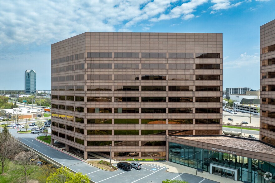 More Photos Of 1 Mid America Plz, Oakbrook Terrace Office For Lease