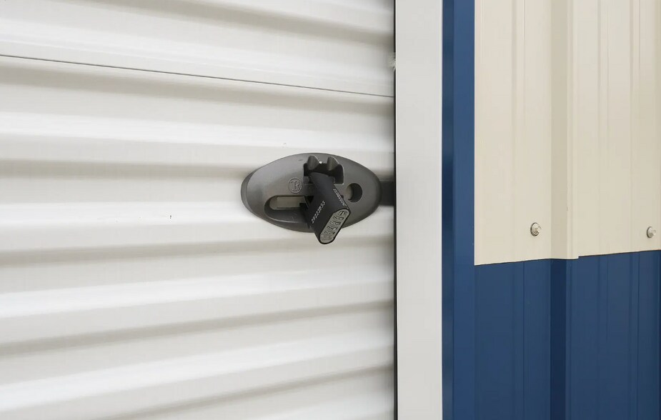 More Photos Of 911 Auburn dr, Auburn Self Storage For Sale