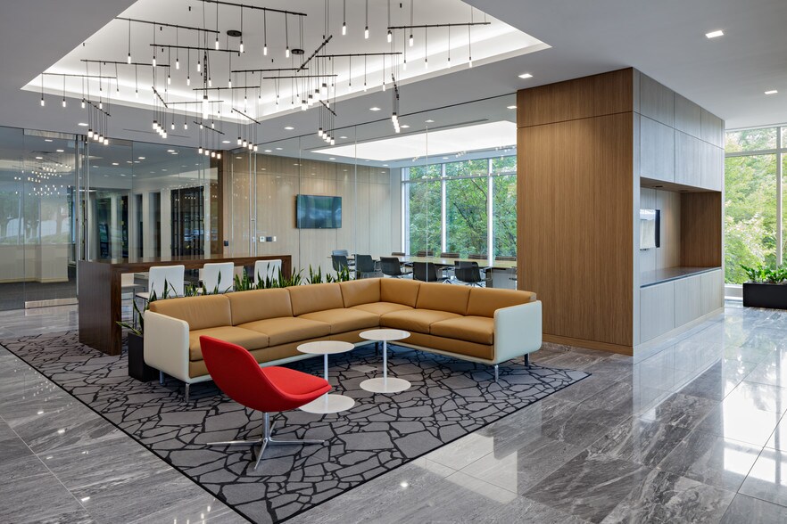 More Photos Of 333 Thornall St, Edison Loft Creative Space For Lease