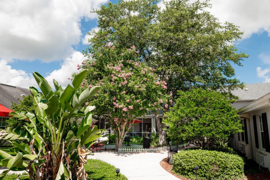More Photos Of 301 Peninsular Dr, Haines City Assisted Living For Sale