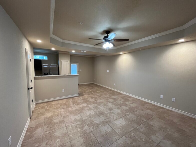 More Photos Of 6414 Luglio Ln, San Antonio Apartments For Sale