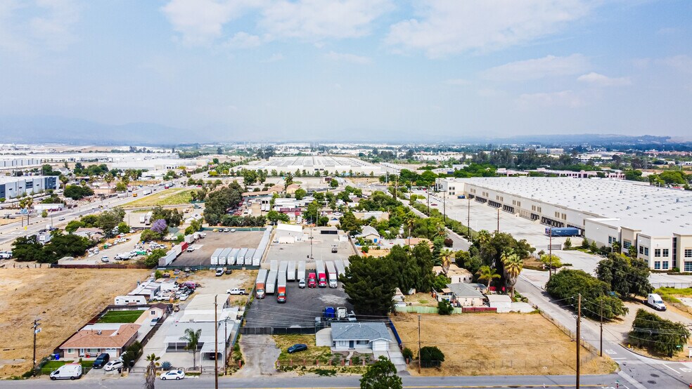 More Photos Of 1245 S Washington Ave, San Bernardino Truck Terminal For Sale