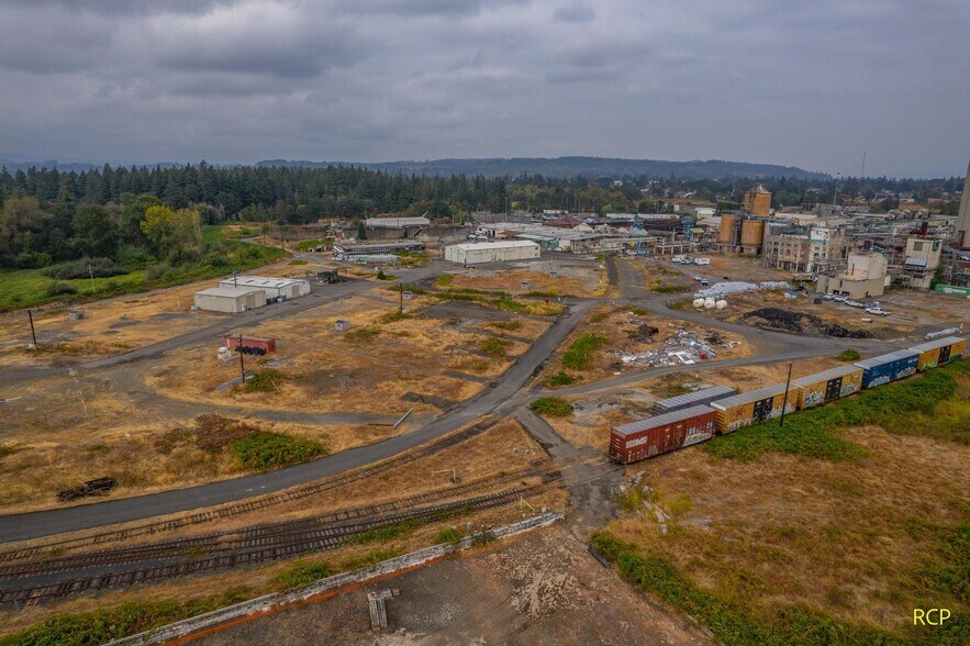 More Photos Of 1400 Kaster Rd, Saint Helens Manufacturing For Sale