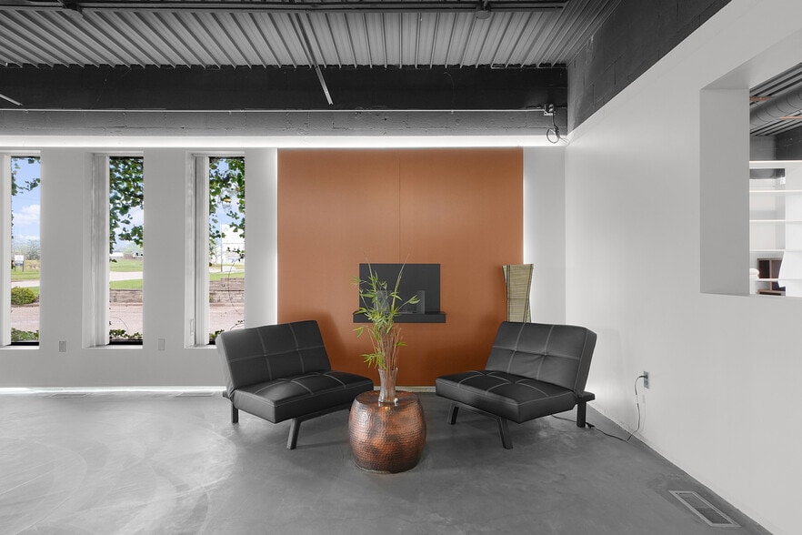 More Photos Of 4130 44th St SE, Grand Rapids Office For Sale