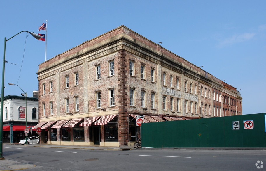 Primary Photo Of , Savannah General Retail For Sale