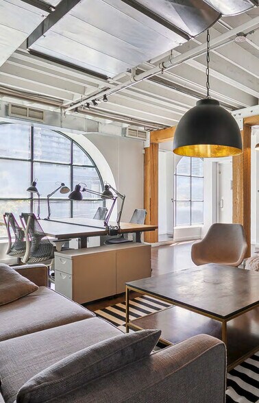 More Photos Of 32 Britain St, Toronto Office For Sale