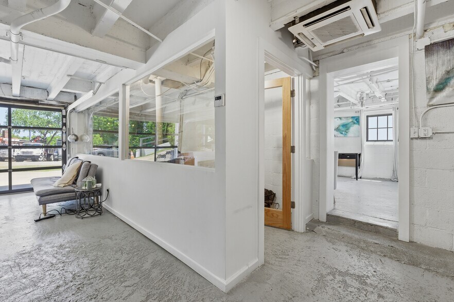 More Photos Of 829 Gale Ln, Nashville Loft Creative Space For Sale