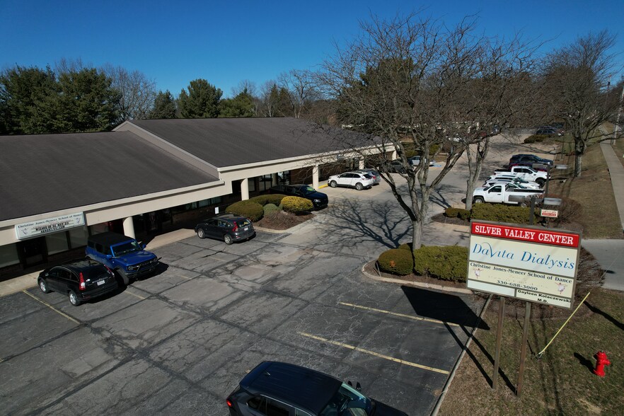 More Photos Of 265-297 N Main St, Munroe Falls Unknown For Lease