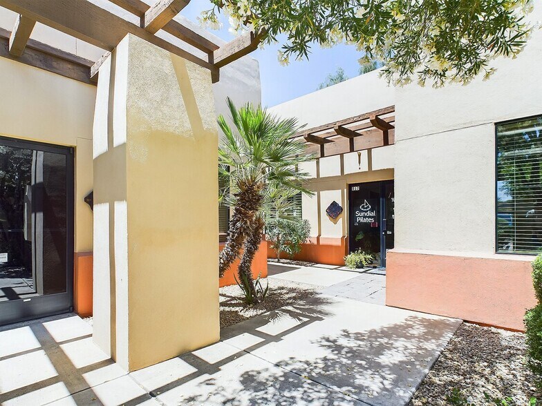 More Photos Of 36800 N Sidewinder Rd, Carefree Medical For Sale