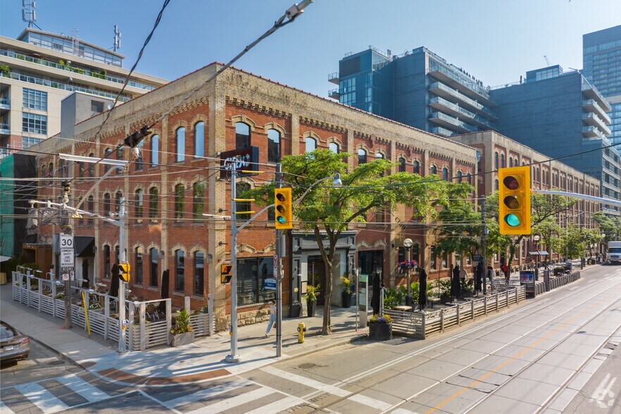 More Photos Of 500-522 King St W, Toronto Loft Creative Space For Lease