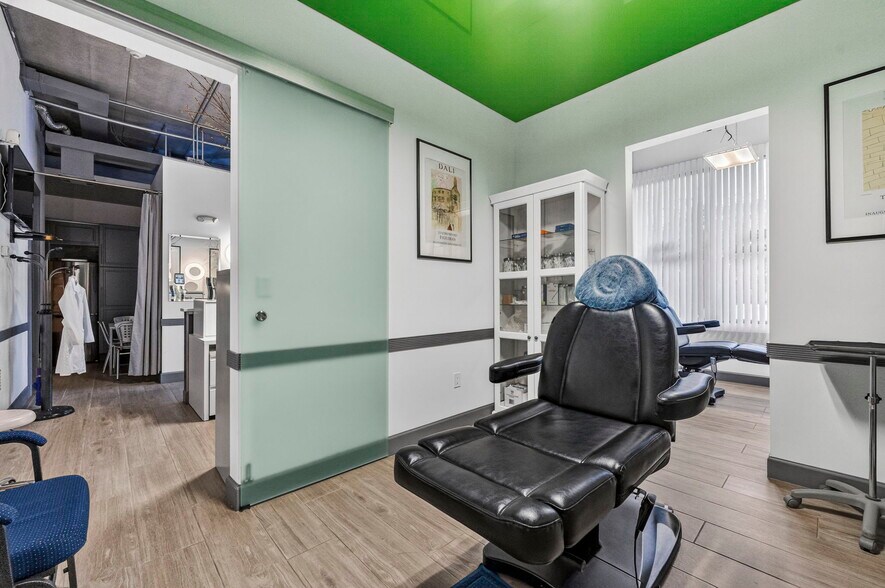 More Photos Of 1033-1077 River Rd, Edgewater Apartments For Sale