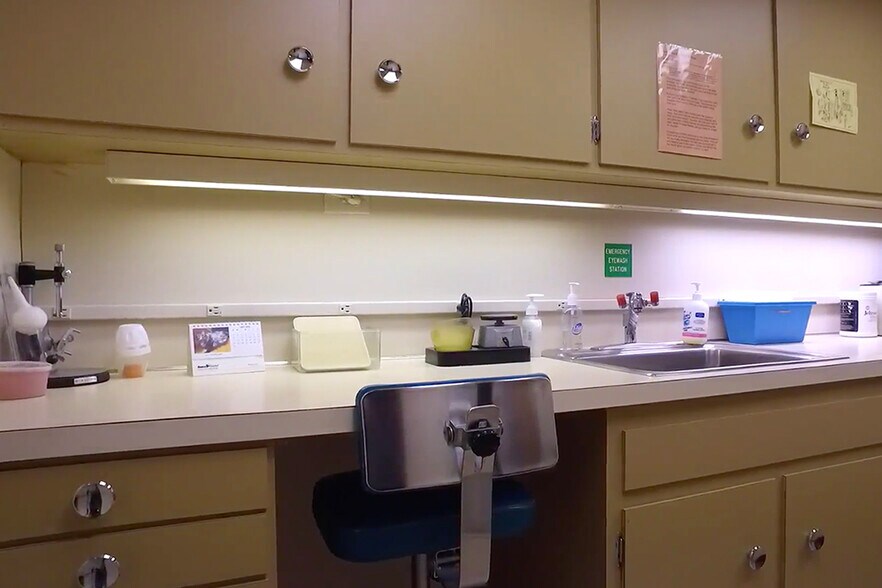 More Photos Of 101 S Schanck Ave, Pen Argyl Medical For Sale