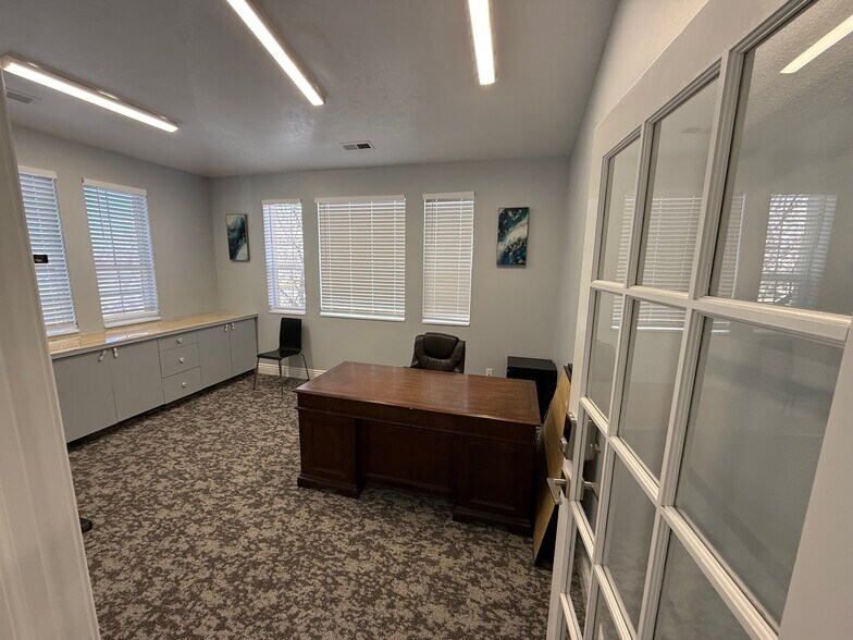 More Photos Of 9571 S 700 E, Sandy Office For Lease