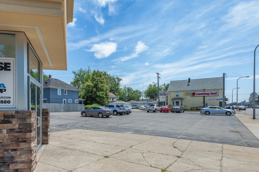 More Photos Of 920 Abbott Rd, Buffalo Freestanding For Sale