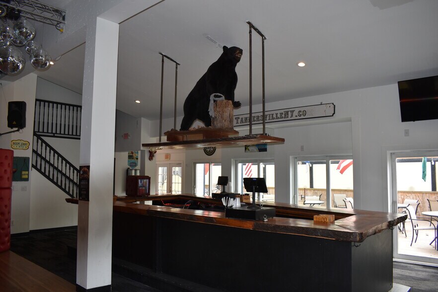 More Photos Of , Tannersville General Retail For Sale