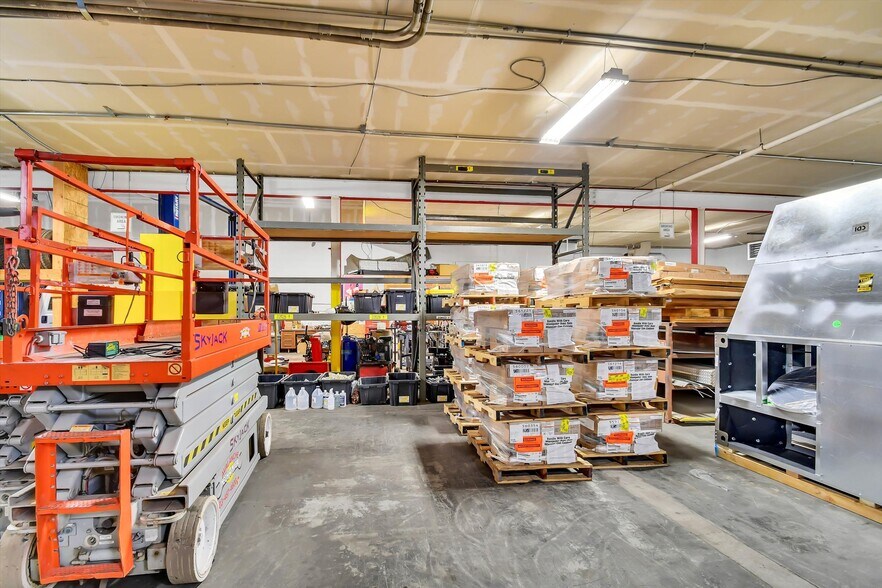 More Photos Of 4995 Monaco St, Commerce City Manufacturing For Sale