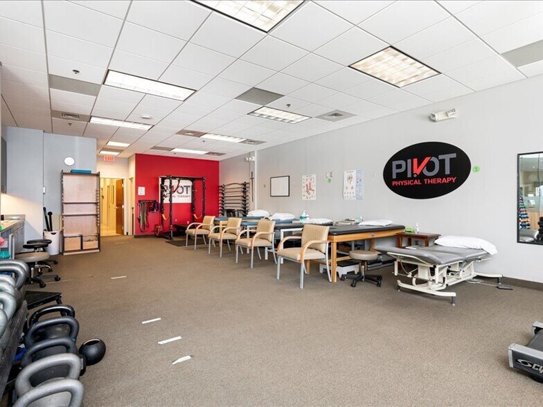 More Photos Of 6785 Business Pky, Elkridge Research And Development For Sale