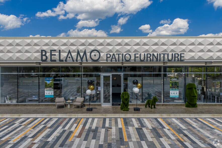More Photos Of 4907 Big Island Dr, Jacksonville General Retail For Lease